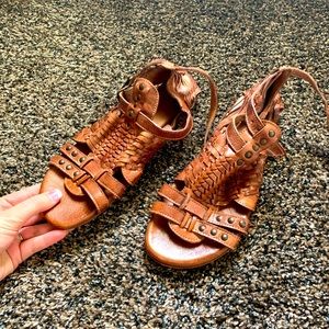 Bedstu Claire sandal size 9